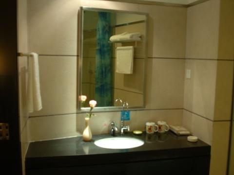 Super 8 Wenzhou Xingrong Hotell Exteriör bild